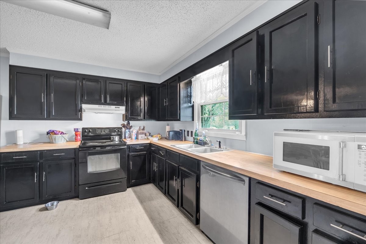 283 Pine Grove Road Smithville TN 37166