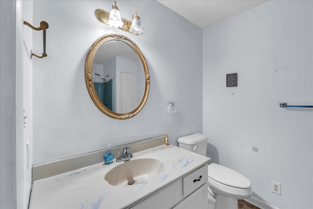 283 Pine Grove Road Smithville TN 37166
