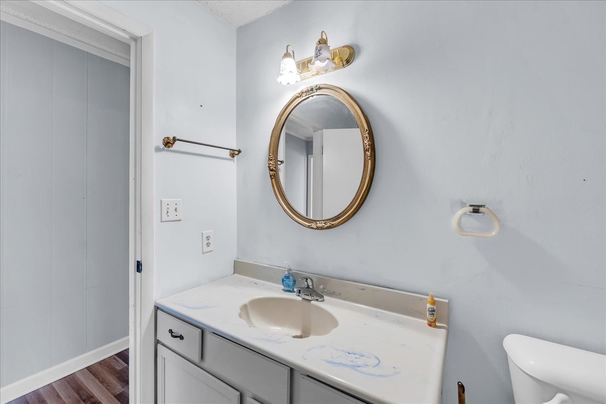 283 Pine Grove Road Smithville TN 37166
