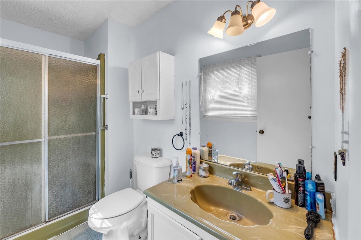 283 Pine Grove Road Smithville TN 37166