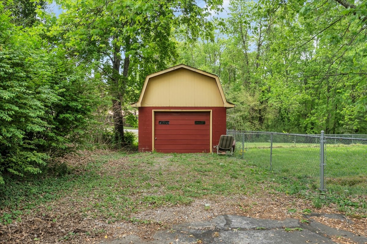283 Pine Grove Road Smithville TN 37166