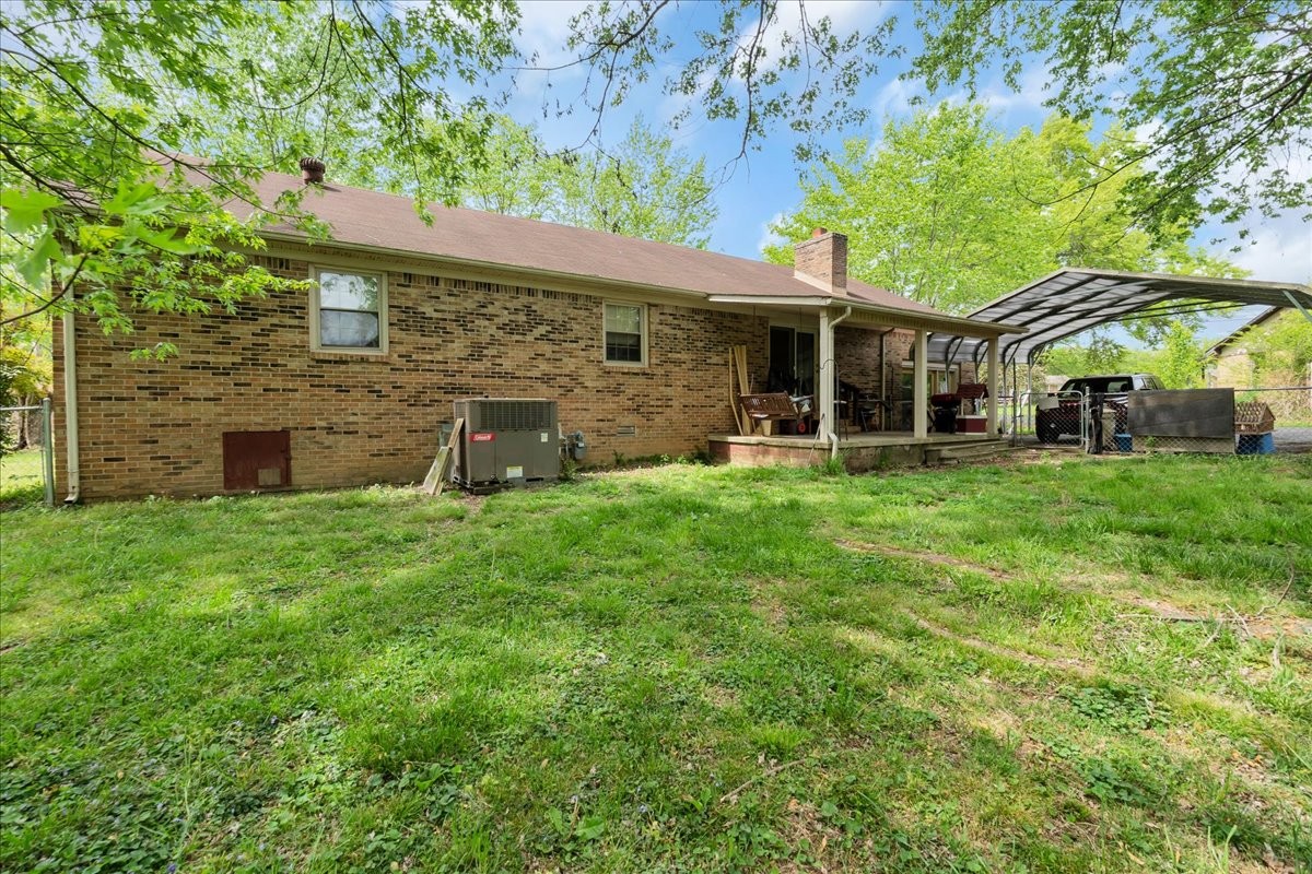 283 Pine Grove Road Smithville TN 37166