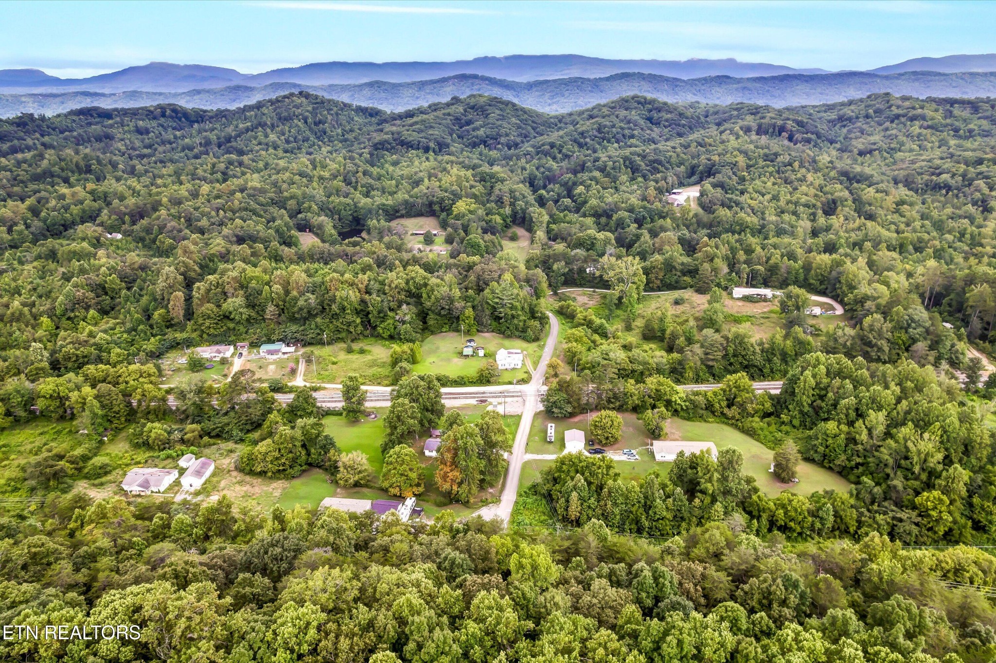 123 Sexton Lane Clinton TN 37716