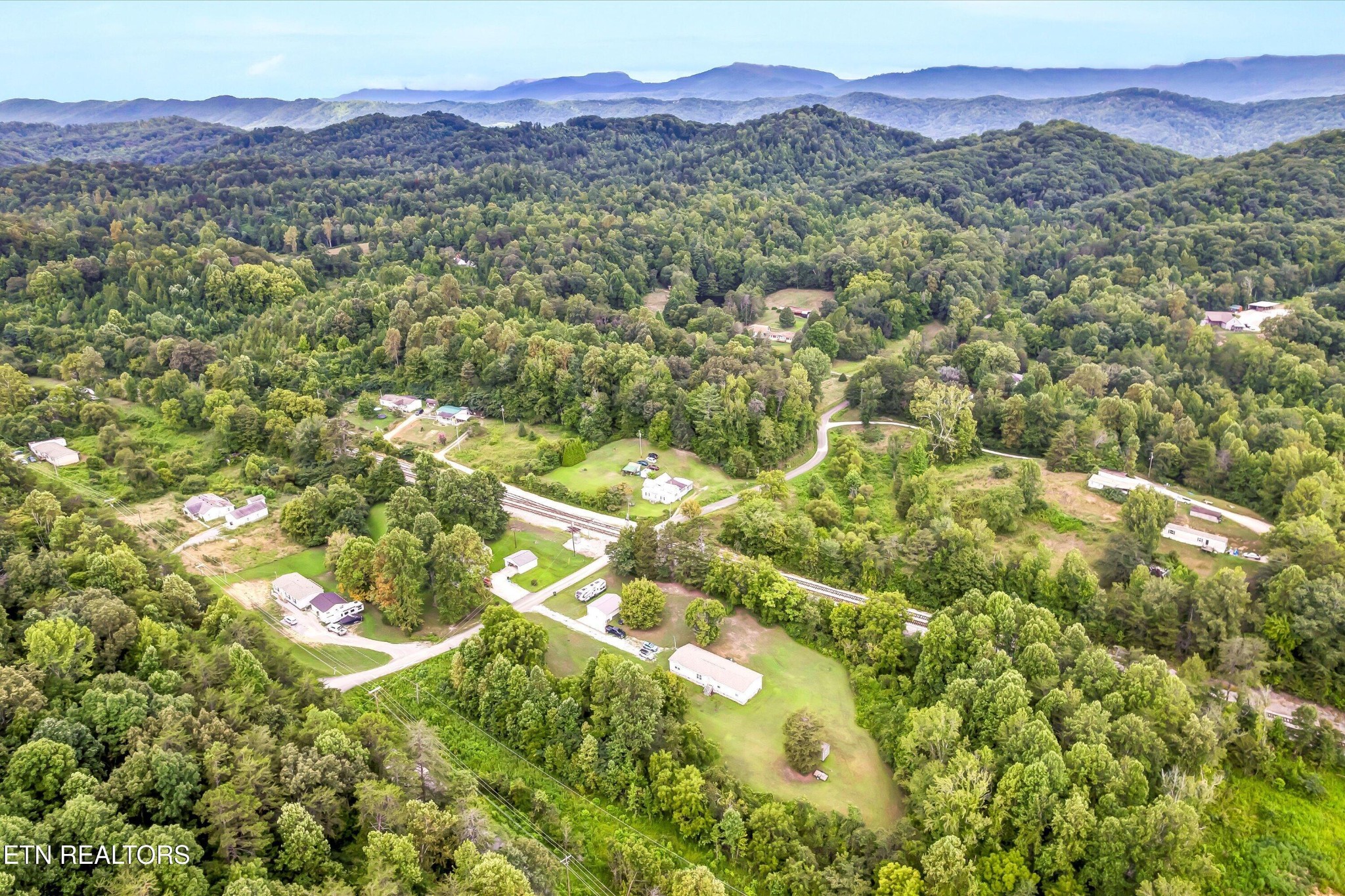 123 Sexton Lane Clinton TN 37716