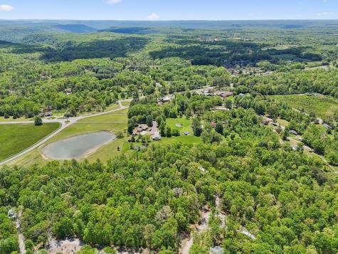 51 Mossy Rock Lane Monteagle TN 37356