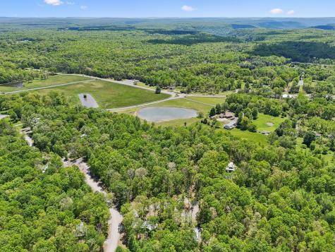 51 Mossy Rock Lane Monteagle TN 37356