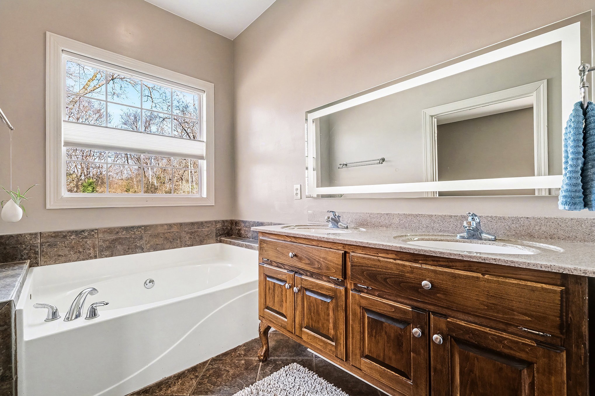 1238 Sam Johnson Road Columbia TN 38401