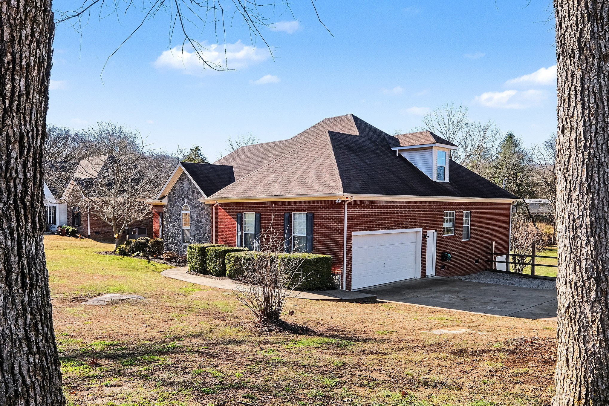 1238 Sam Johnson Road Columbia TN 38401