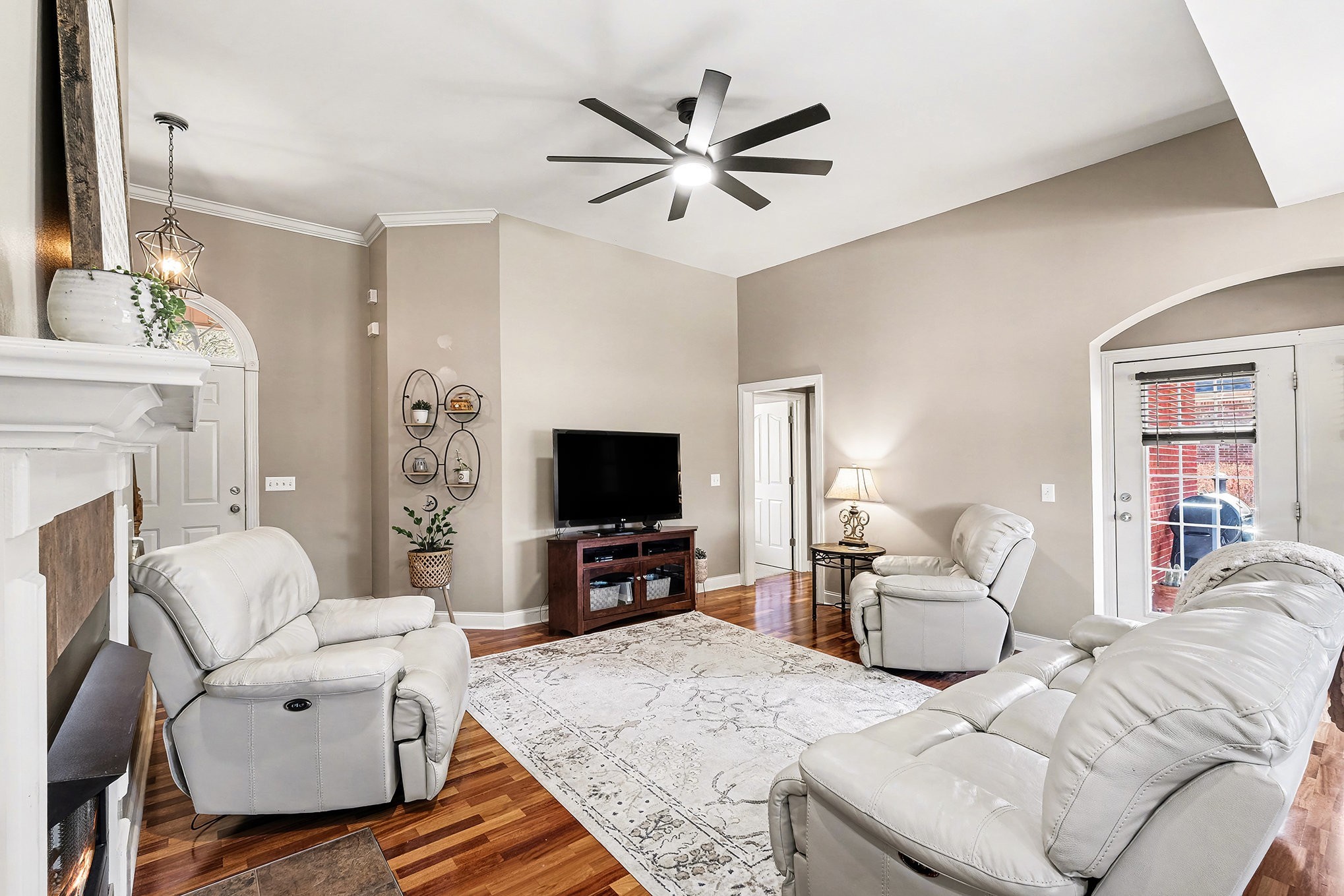 1238 Sam Johnson Road Columbia TN 38401