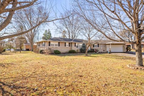 201 Kelly Drive Decherd TN 37324