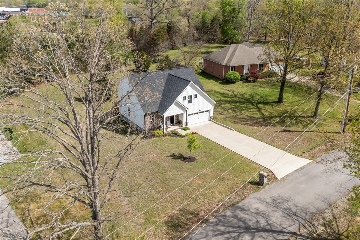 10011 Wendy Way Lyles TN 37098