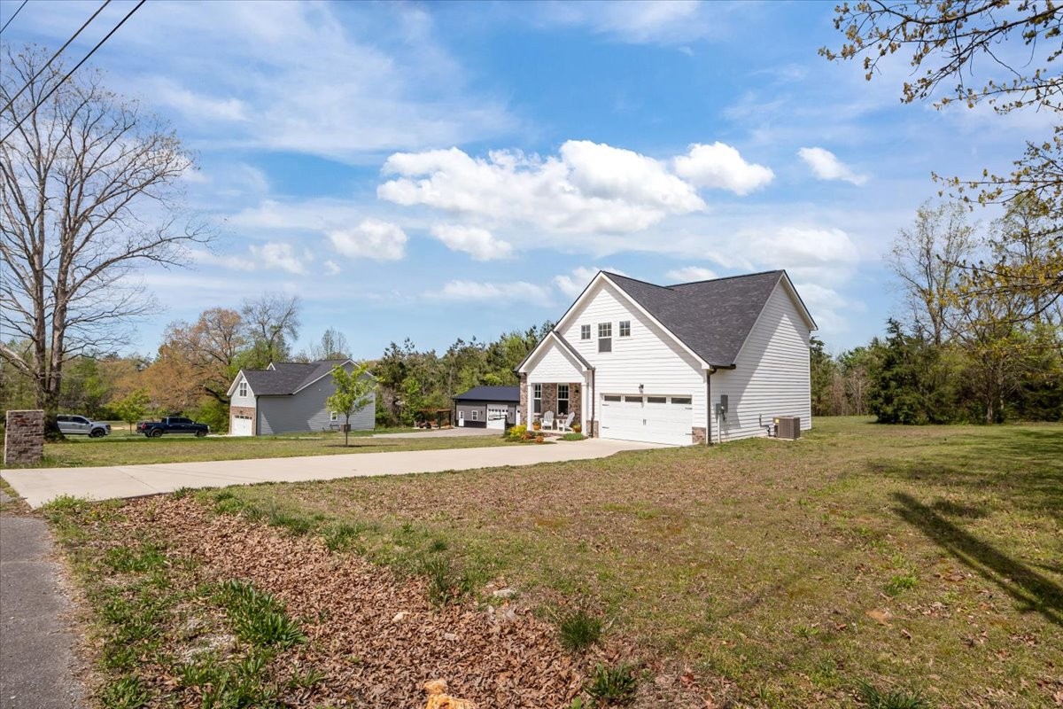 10011 Wendy Way Lyles TN 37098