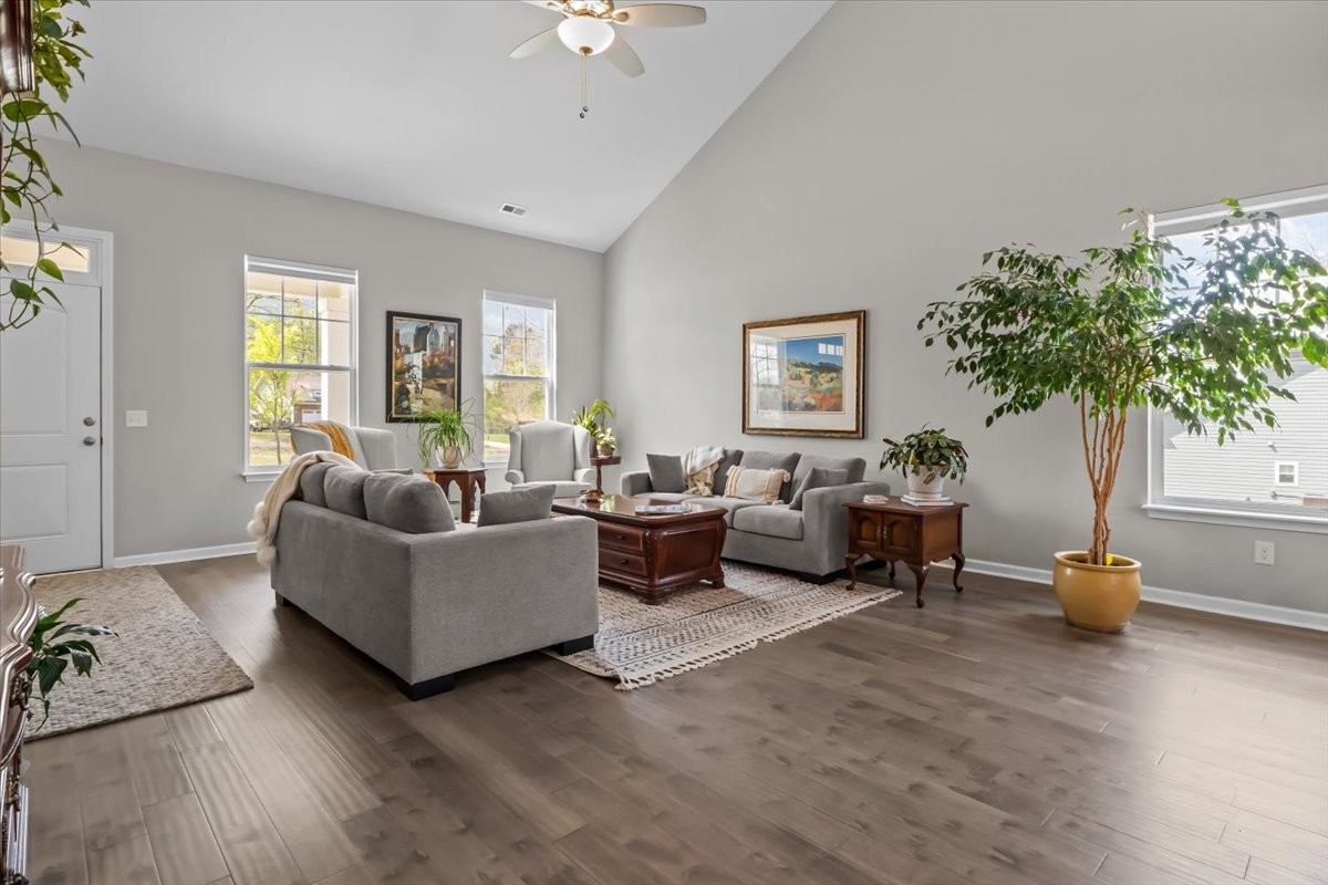 10011 Wendy Way Lyles TN 37098