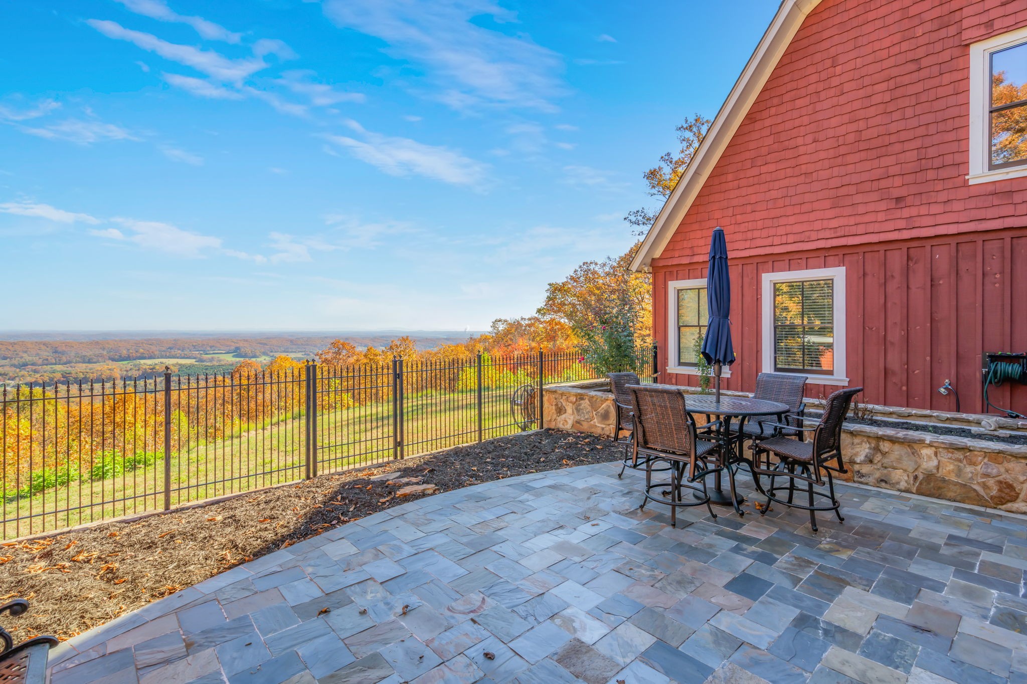 692 Possum Trot Road Grandview TN 37337