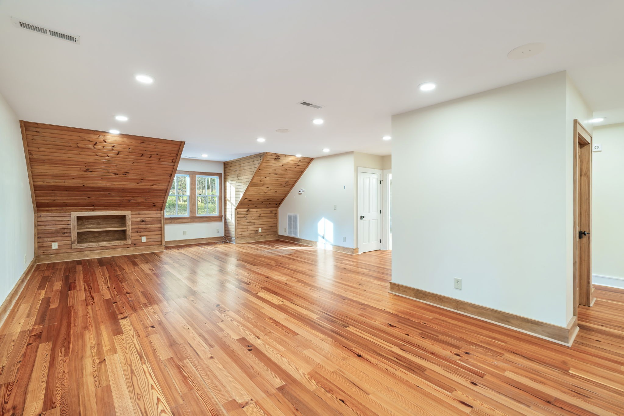 692 Possum Trot Road Grandview TN 37337