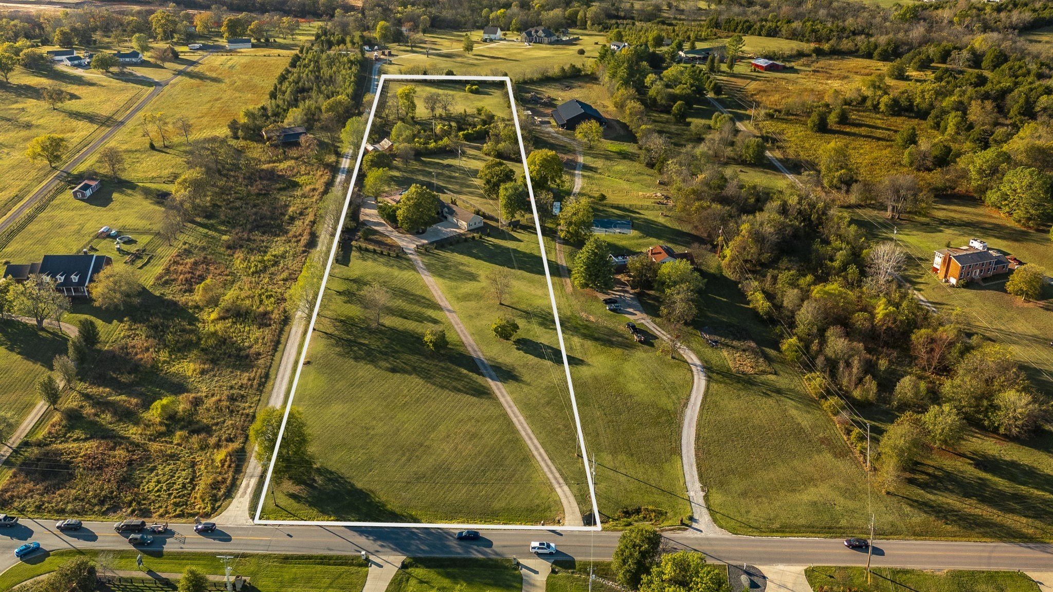 1745 Saundersville Road Hendersonville TN 37075