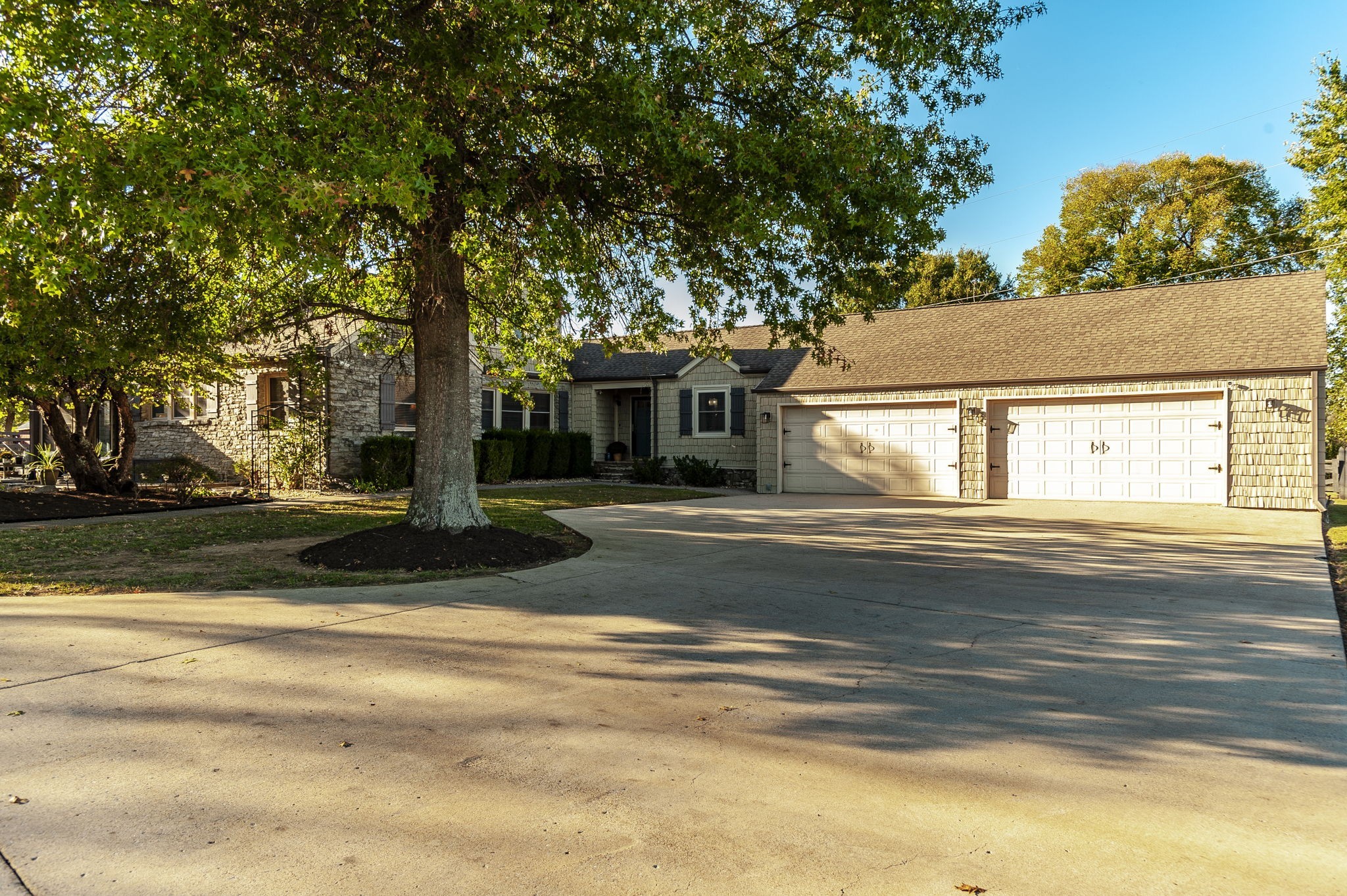 1745 Saundersville Road Hendersonville TN 37075