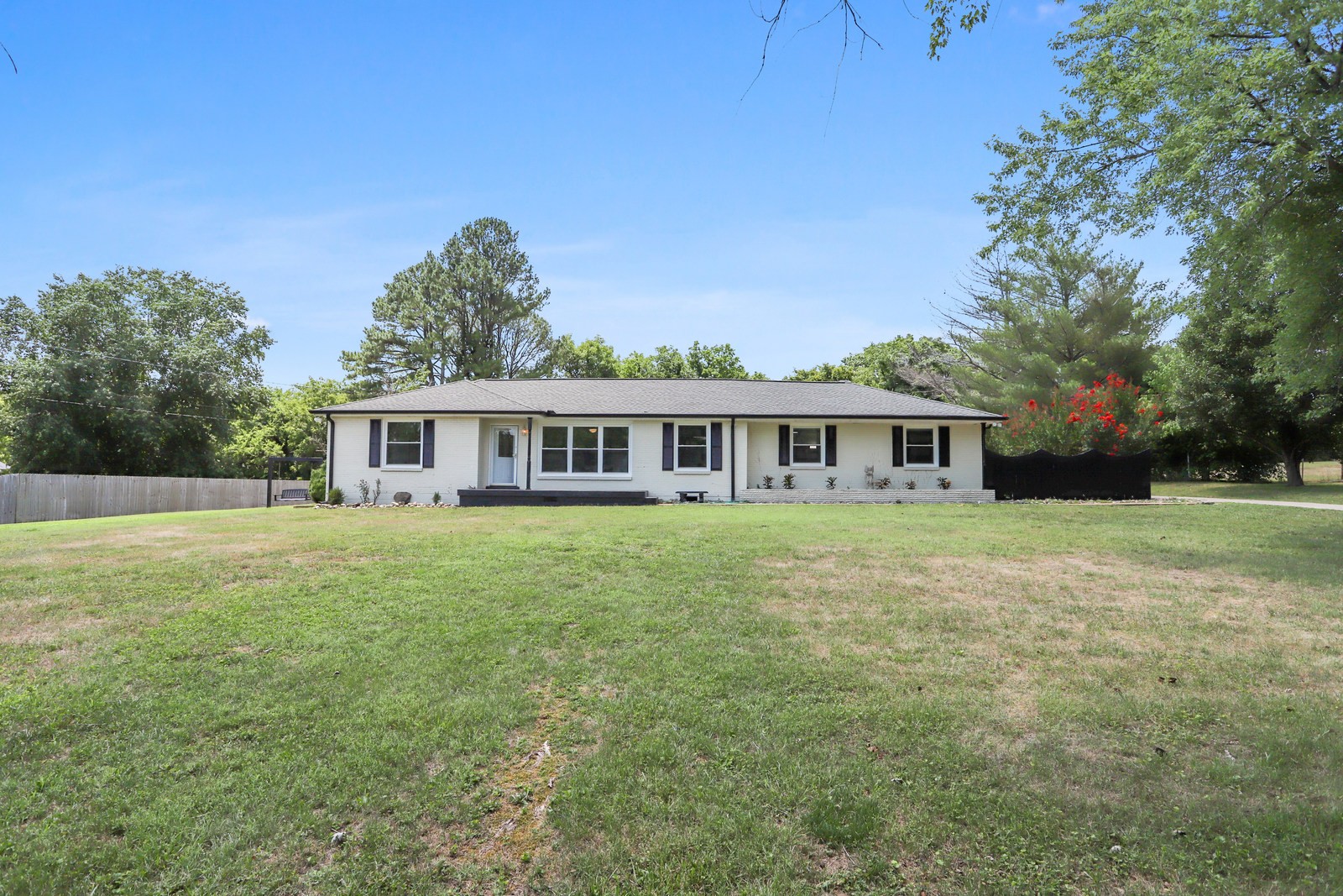 3916 Devonshire Drive Nashville TN 37207
