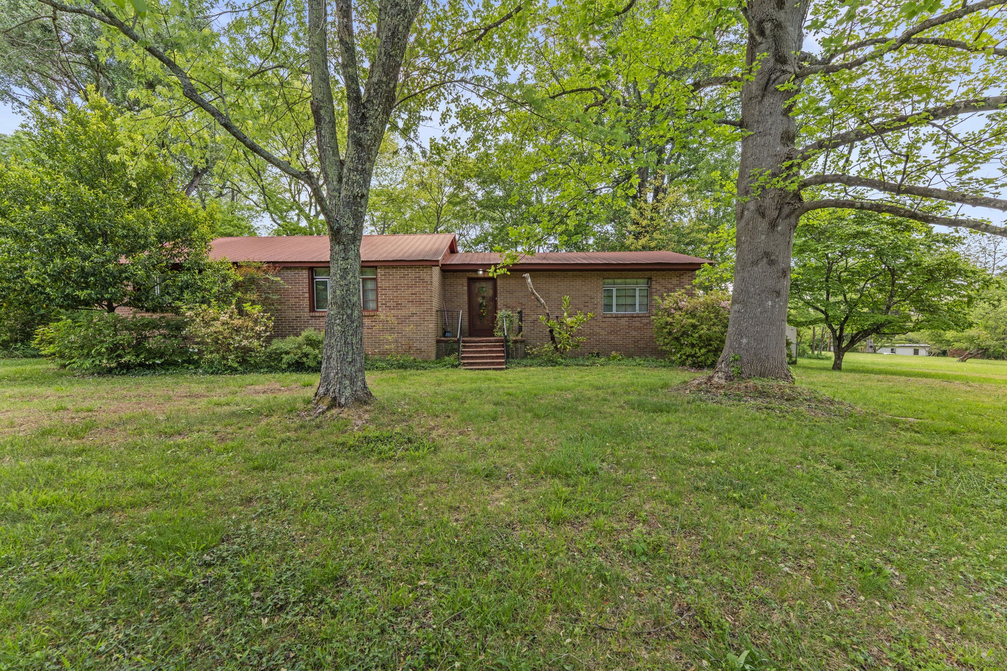 1400 Holders Cove Road Winchester TN 37398