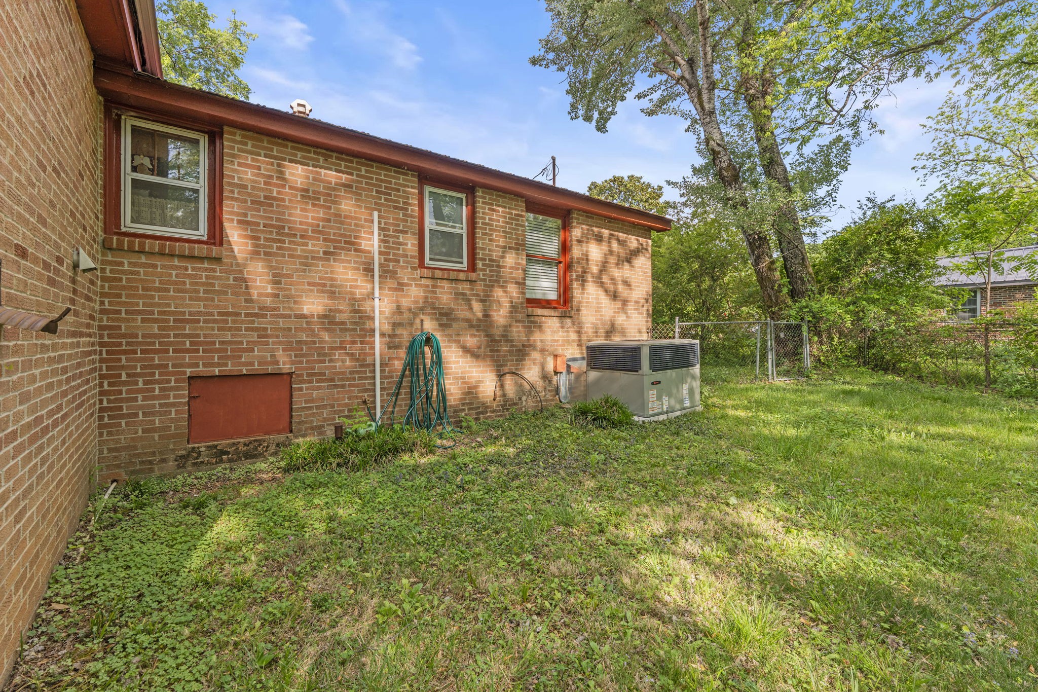 1400 Holders Cove Road Winchester TN 37398