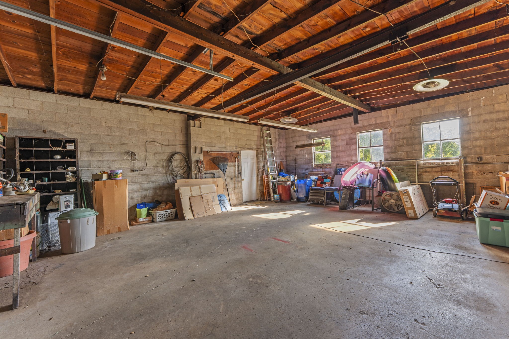 1400 Holders Cove Road Winchester TN 37398