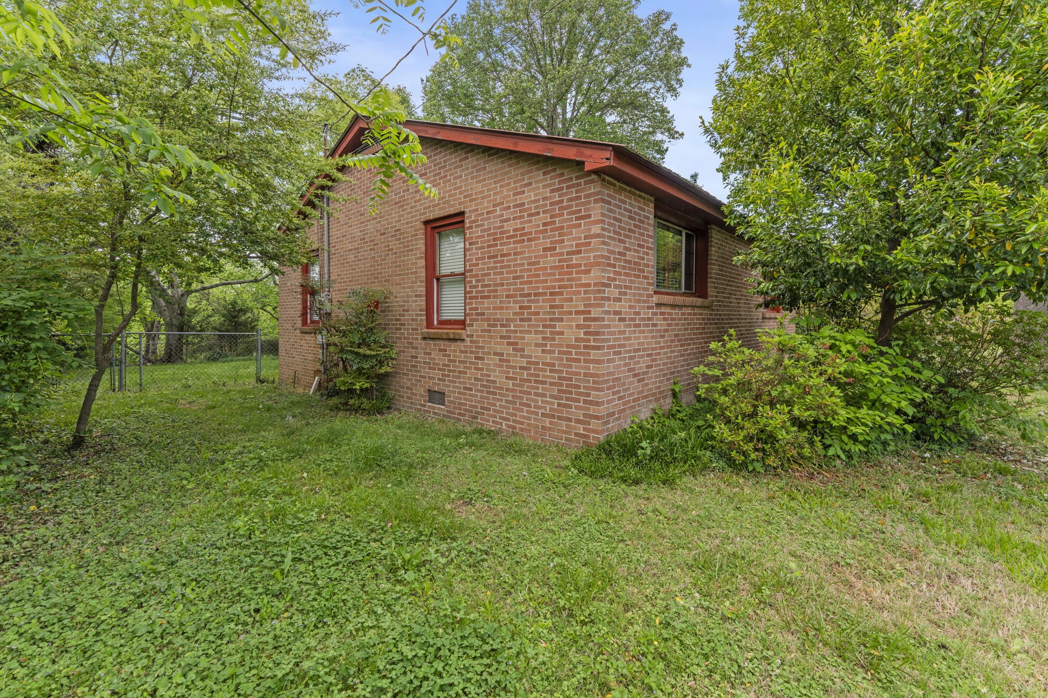 1400 Holders Cove Road Winchester TN 37398