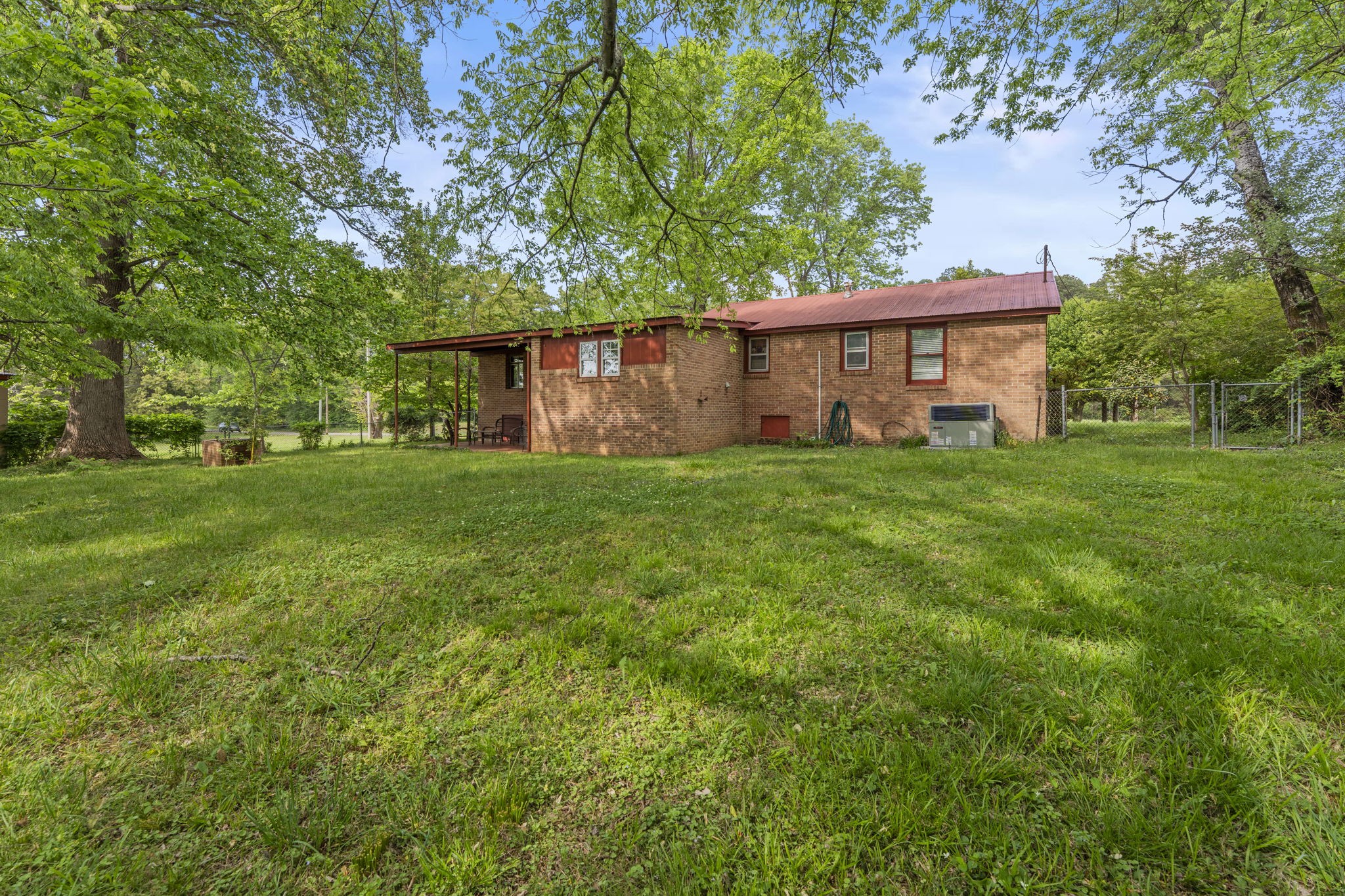 1400 Holders Cove Road Winchester TN 37398