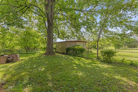 1400 Holders Cove Road Winchester TN 37398
