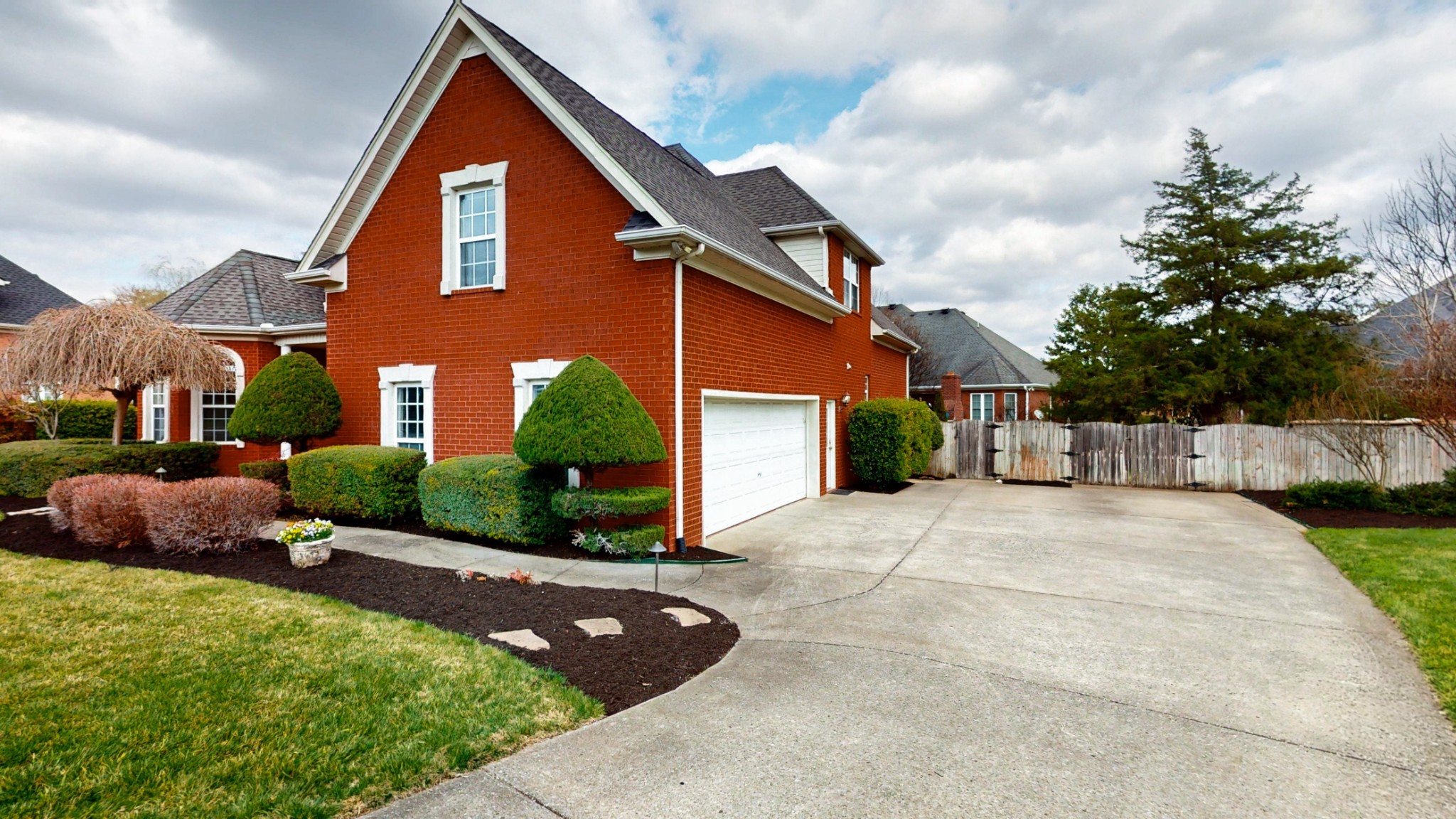 1912 Nightwalk Court Murfreesboro TN 37130