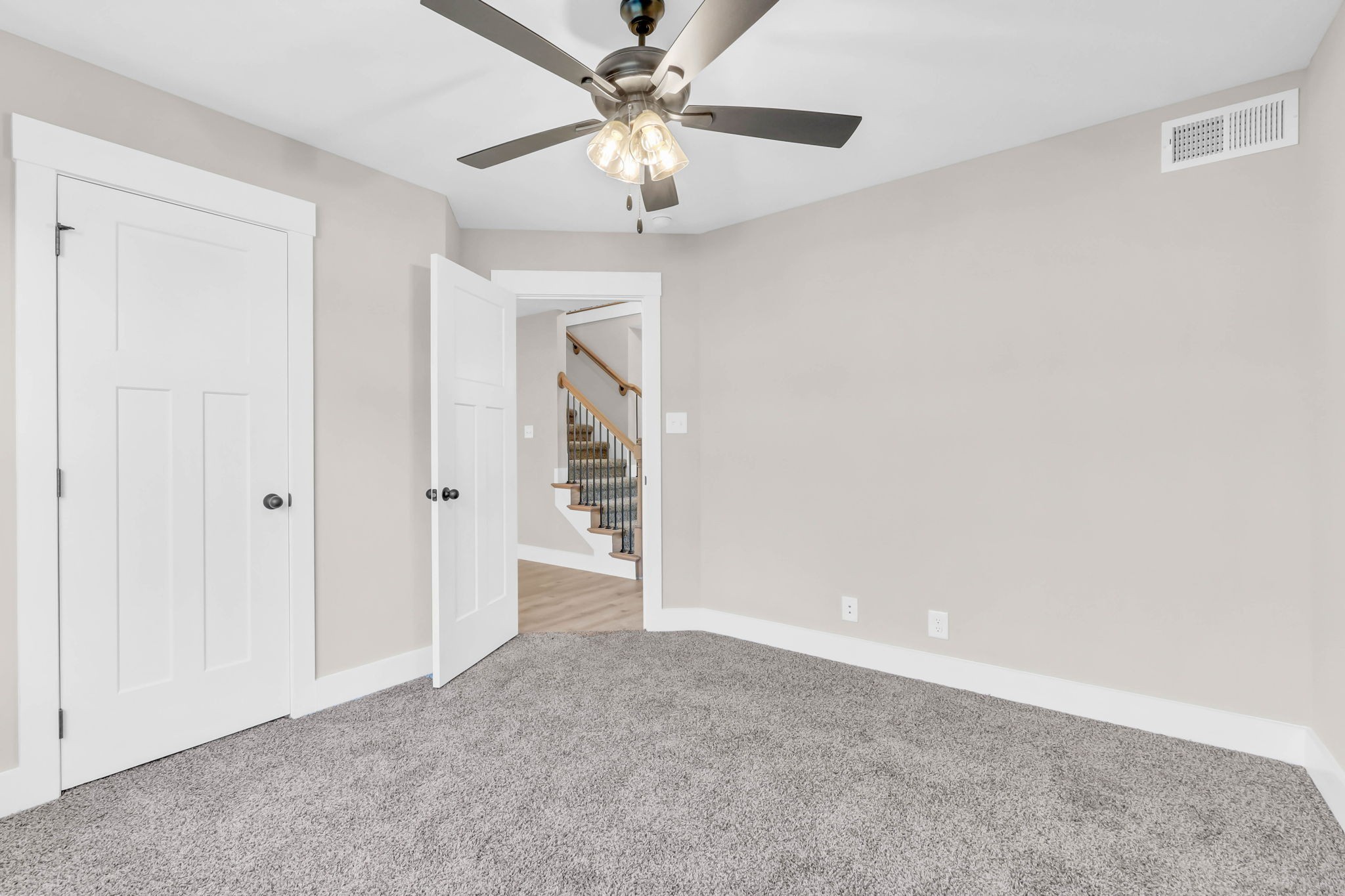 353 Hereford Farms Clarksville TN 37040