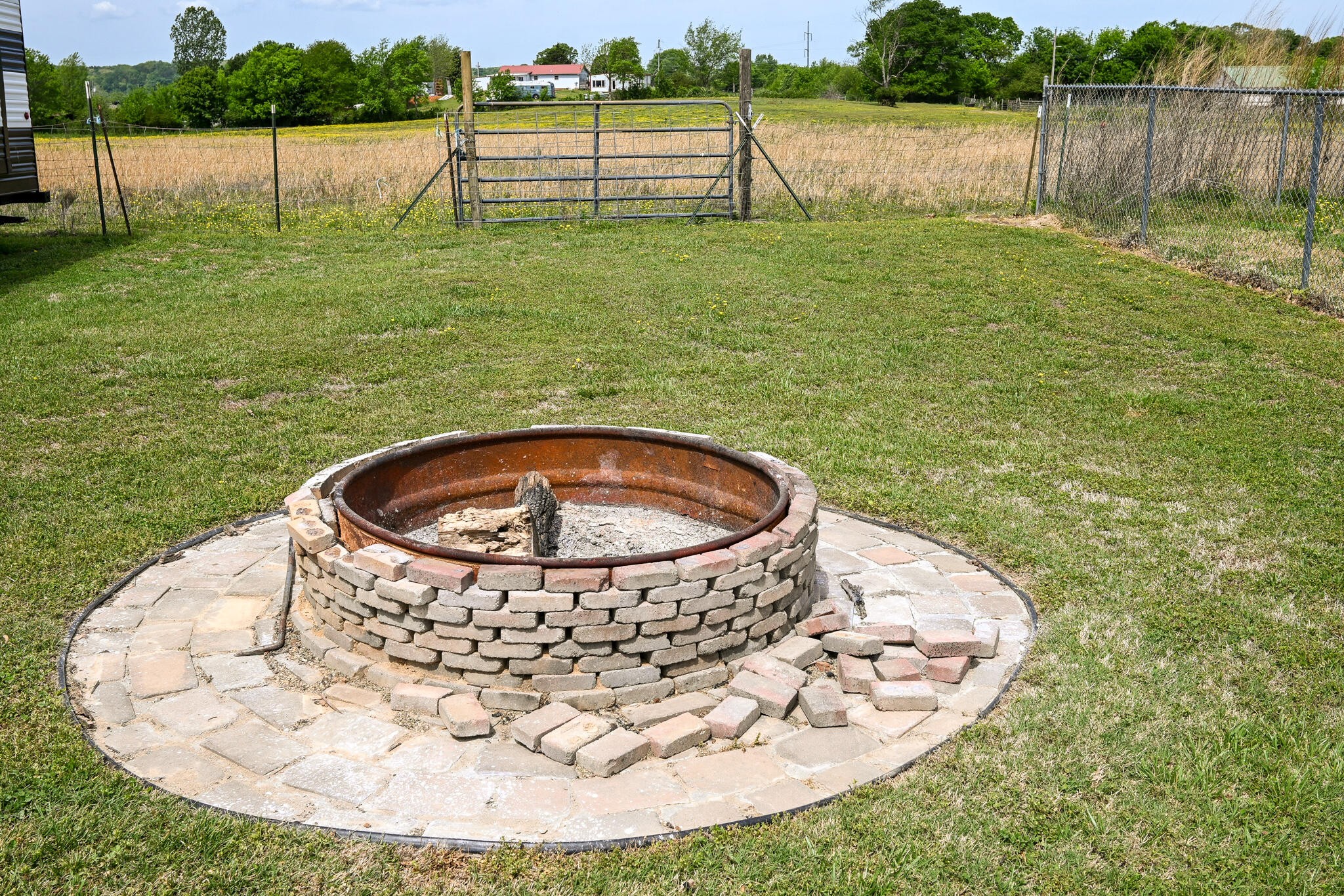 211 Boyd Road Benton TN 37307