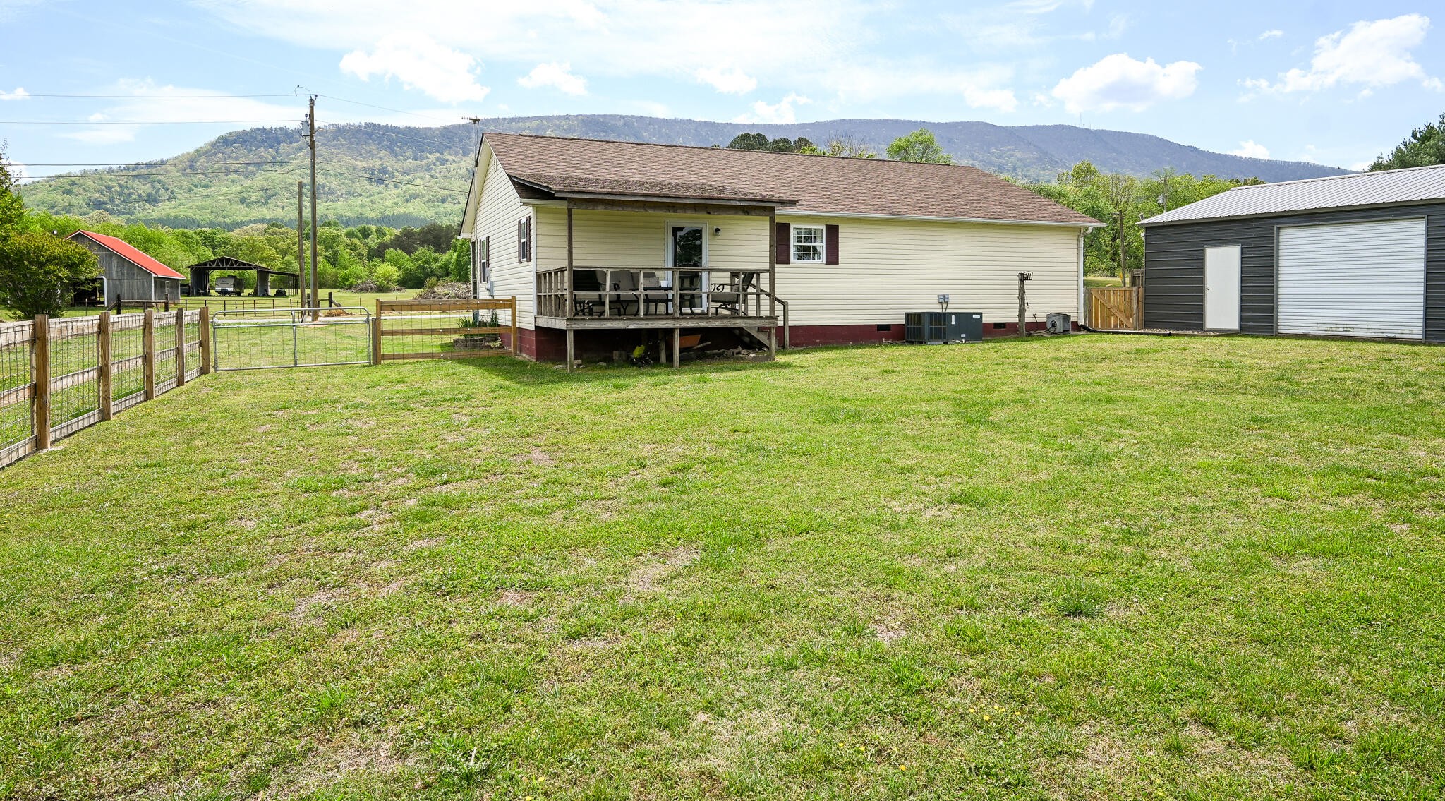 211 Boyd Road Benton TN 37307