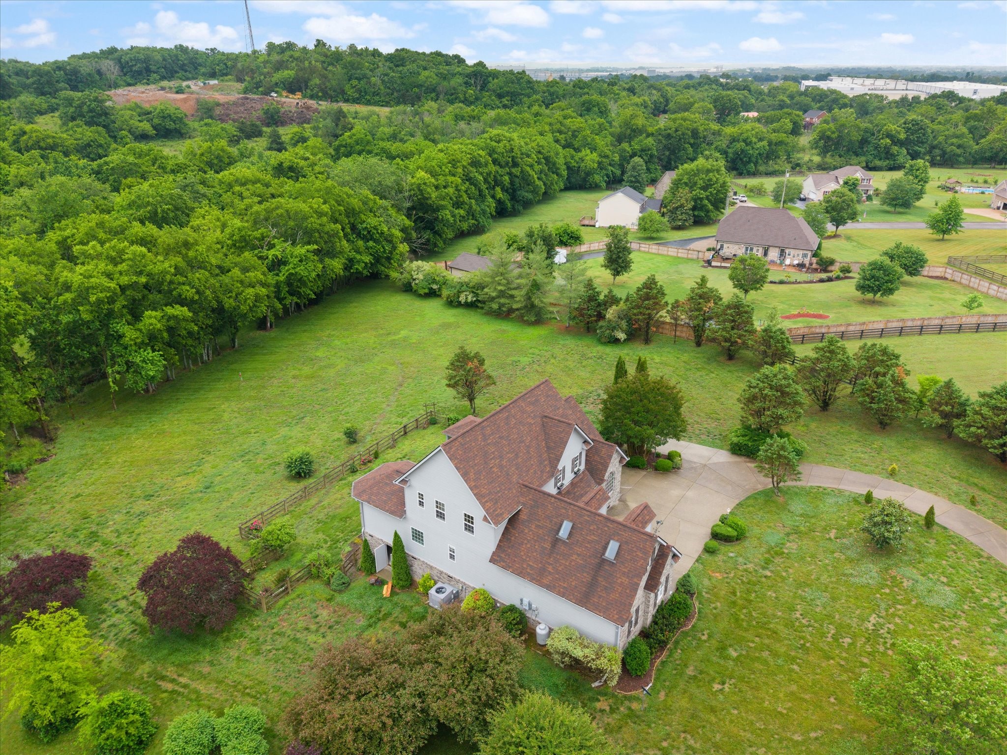 2216 Twin Peaks Court Spring Hill TN 37174