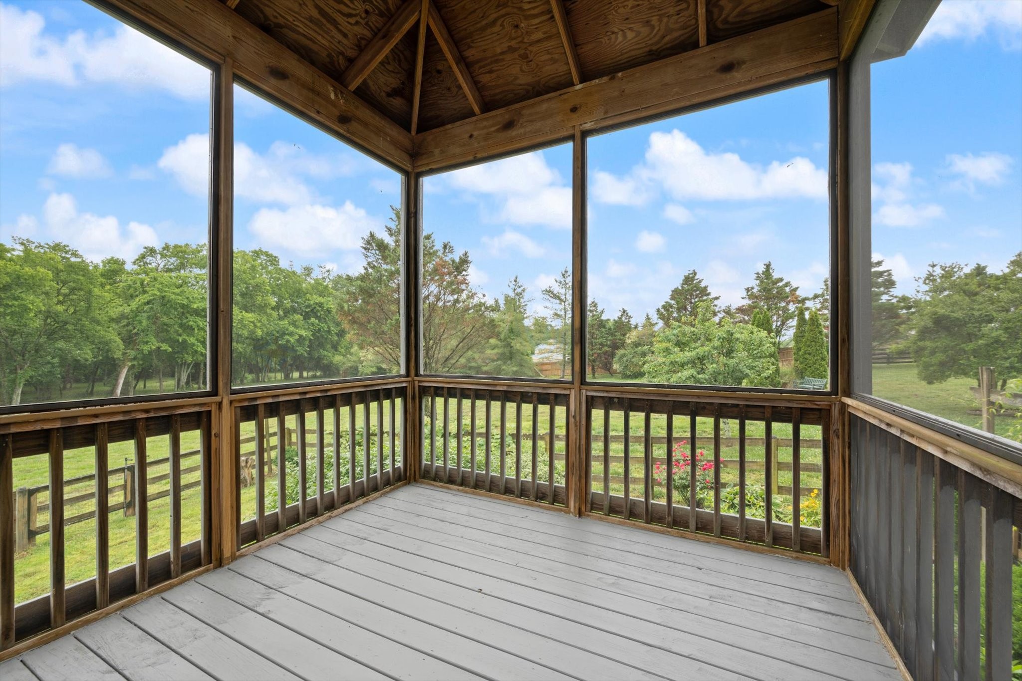 2216 Twin Peaks Court Spring Hill TN 37174