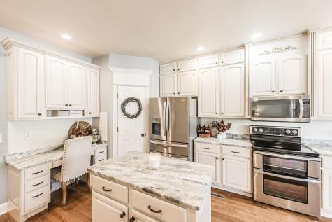 1018 Founders Lane Portland TN 37148