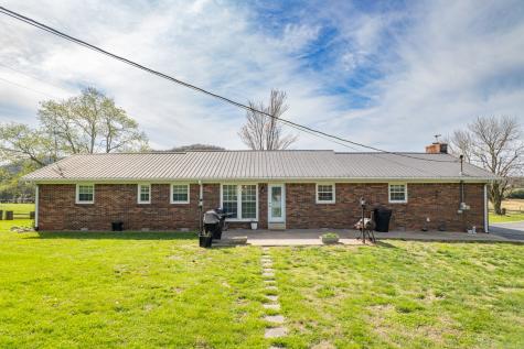 1839 Polly Adams Road Belfast TN 37019