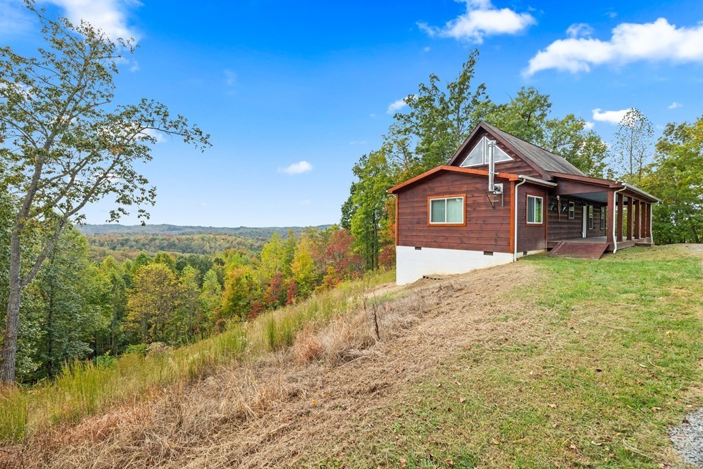 604 Hickory Lane Hilham TN 38568