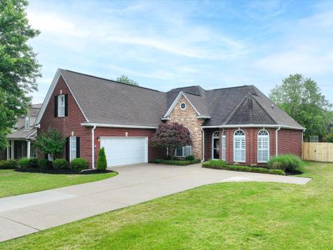 1077 Nealcrest Circle Spring Hill TN 37174