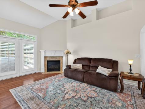 1077 Nealcrest Circle Spring Hill TN 37174