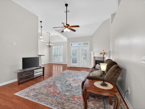 1077 Nealcrest Circle Spring Hill TN 37174