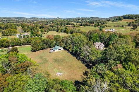 7101 Hardwood Lane College Grove TN 37046