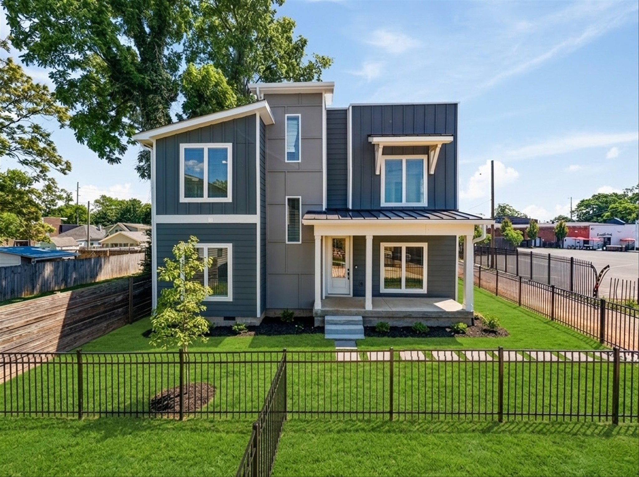 1802B 10th Ave, N Nashville TN 37208