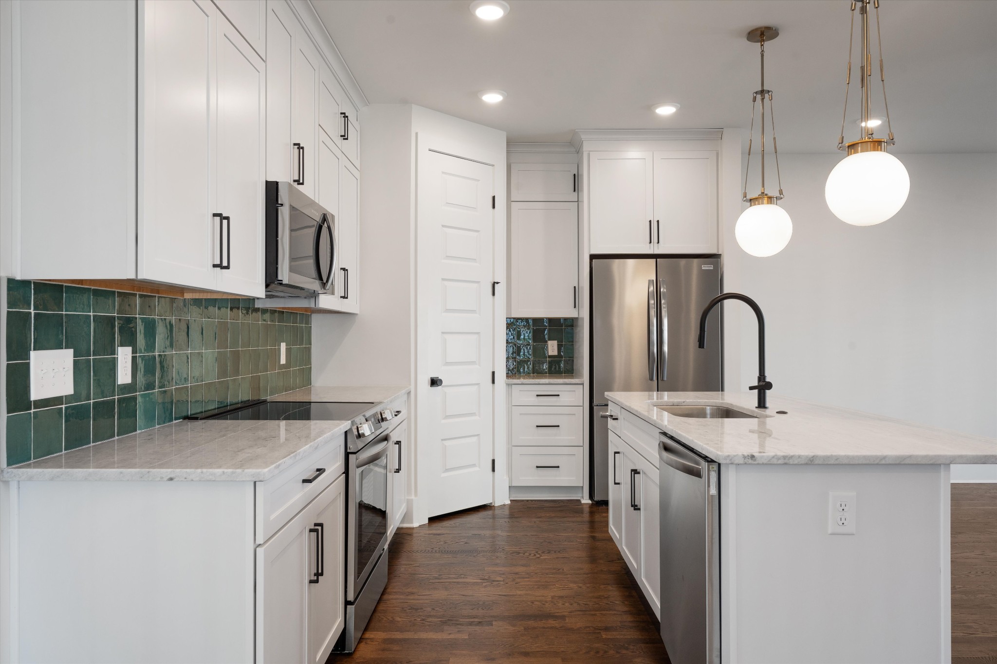 1802B 10th Ave, N Nashville TN 37208