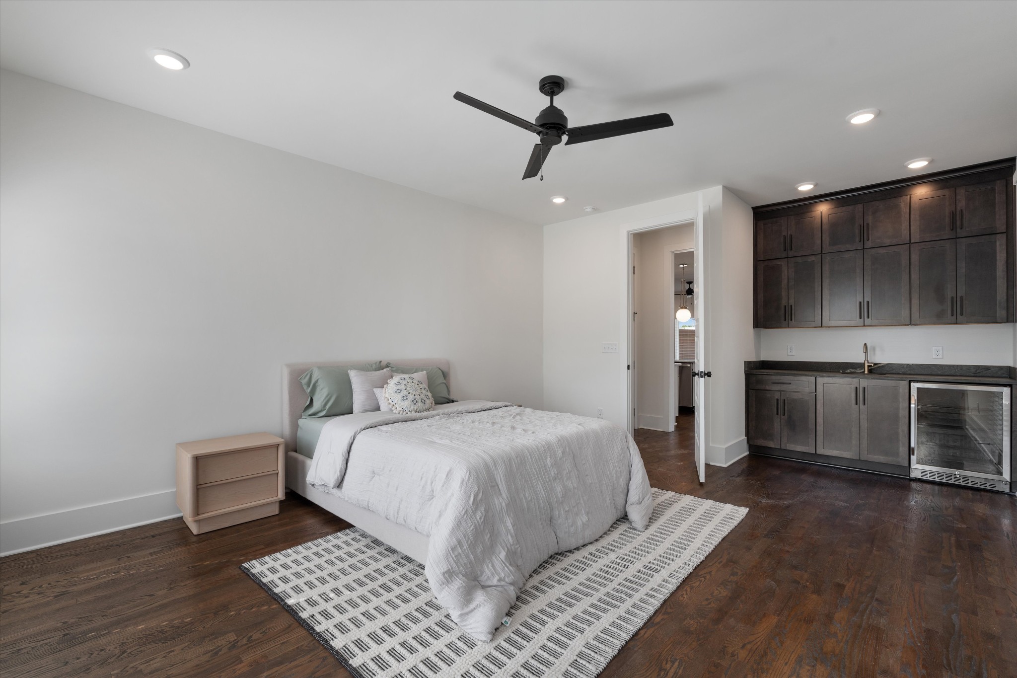 1802B 10th Ave, N Nashville TN 37208
