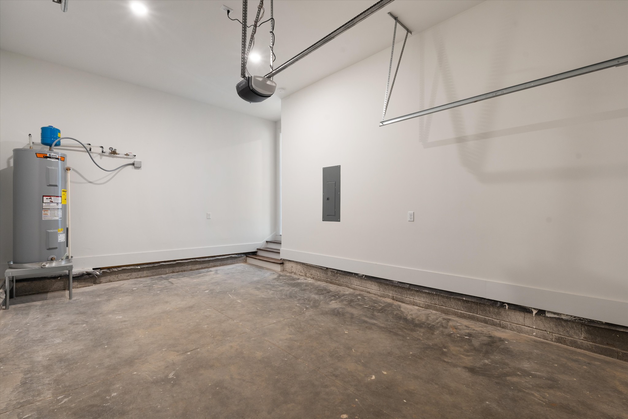 1802B 10th Ave, N Nashville TN 37208