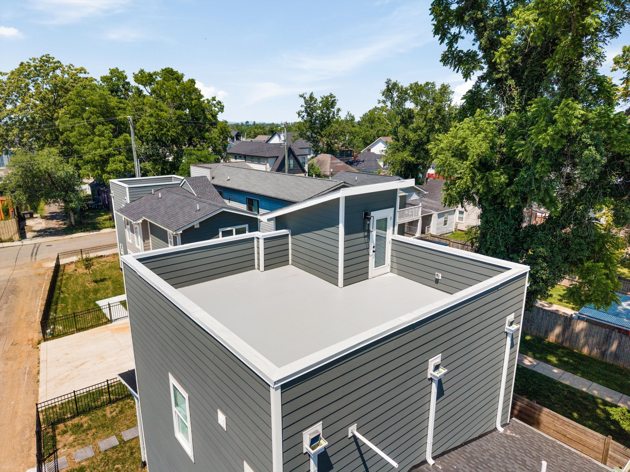 1802B 10th Ave, N Nashville TN 37208
