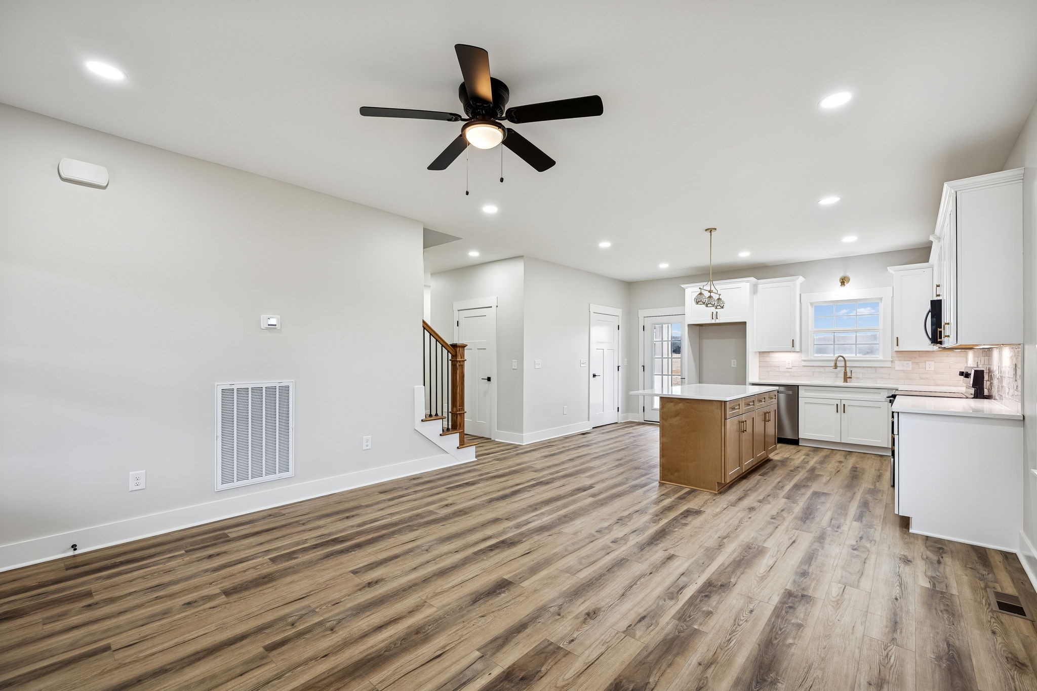 3660 Blue Spring Road Decherd TN 37324