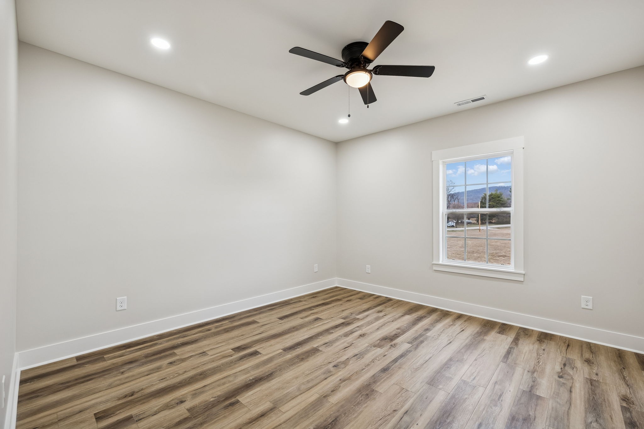 3660 Blue Spring Road Decherd TN 37324