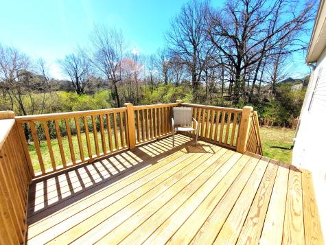 1322 Taylor Town Road White Bluff TN 37187