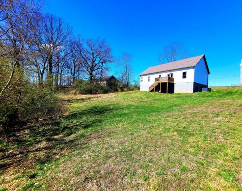 1322 Taylor Town Road White Bluff TN 37187